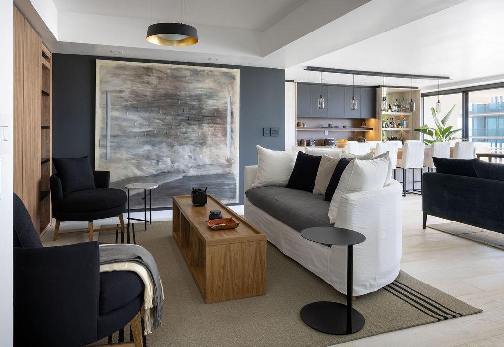 Residence 605 · Full Remodel