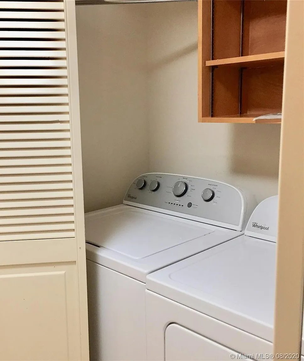Residence 605 · Full Remodel